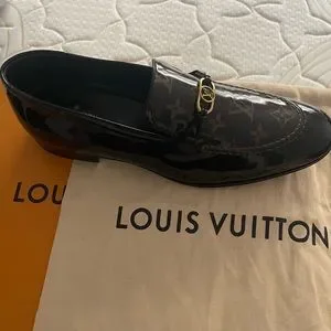 Never worn.  Brand new.  Runs big. 8.5 is a us 10 Louis Vuitton | Shoes | Never Worn Brand New Runs Big 85 Is  main image 3